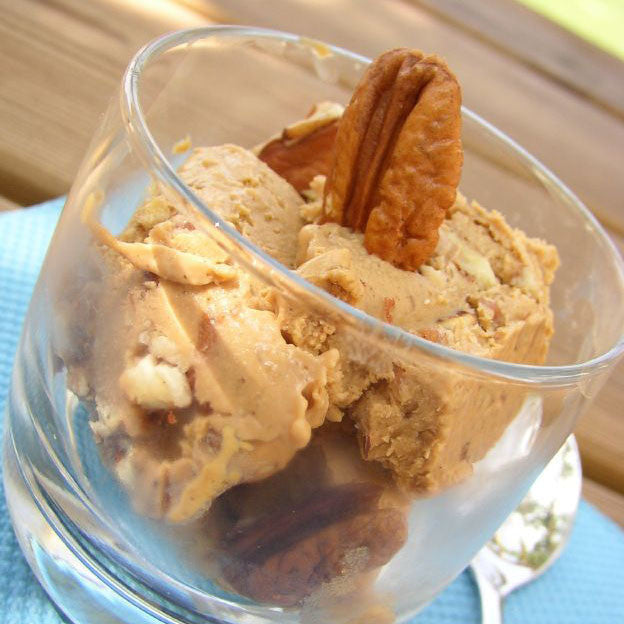 Banana Pecan Ice Cream (Vegan, GF, Paleo, AcneSafe) Skin Nutritious